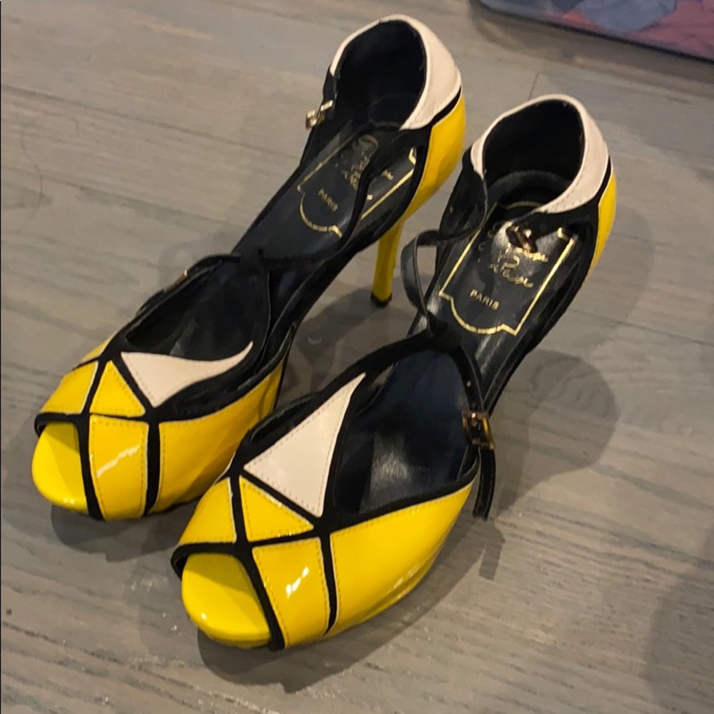 Roger Vivier Yellow Heels